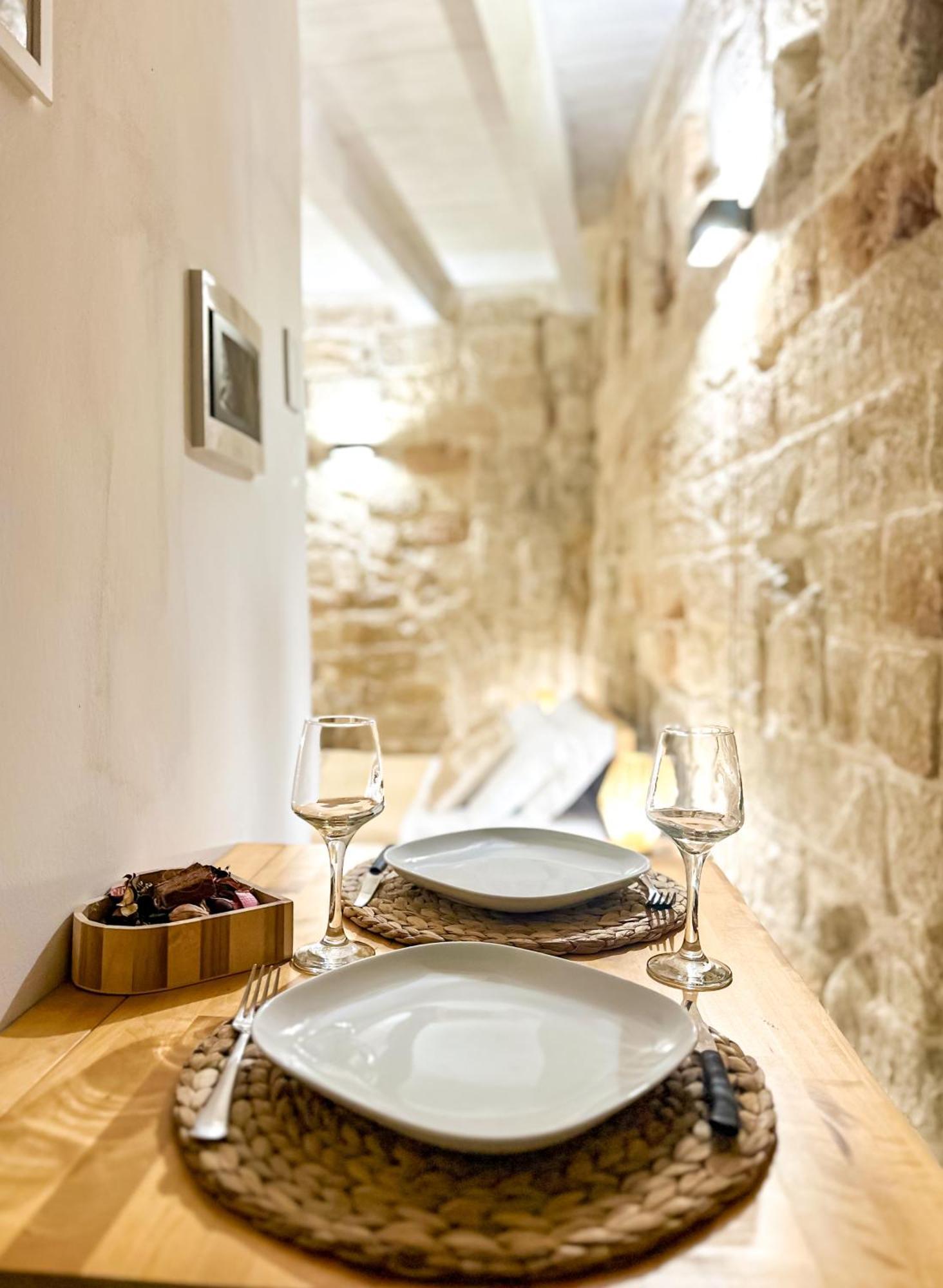 Old Tuff Apartments Polignano a Mare Exterior photo