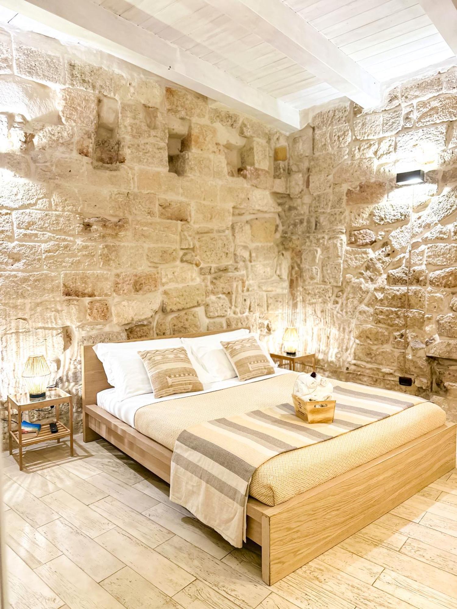 Old Tuff Apartments Polignano a Mare Exterior photo