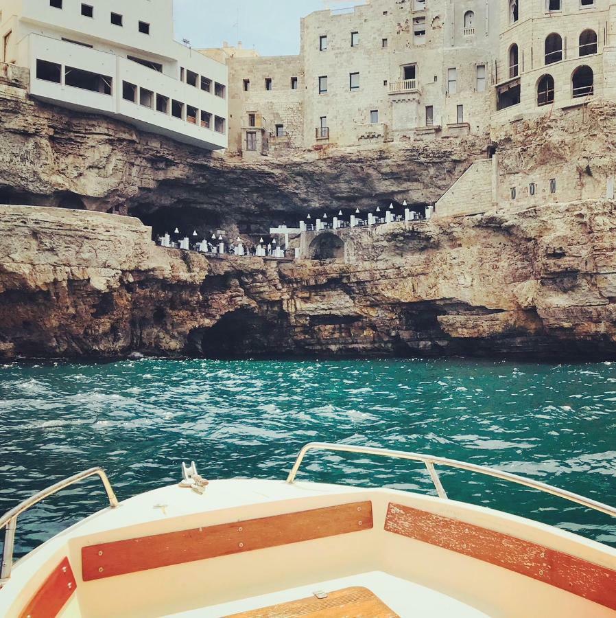 Old Tuff Apartments Polignano a Mare Exterior photo